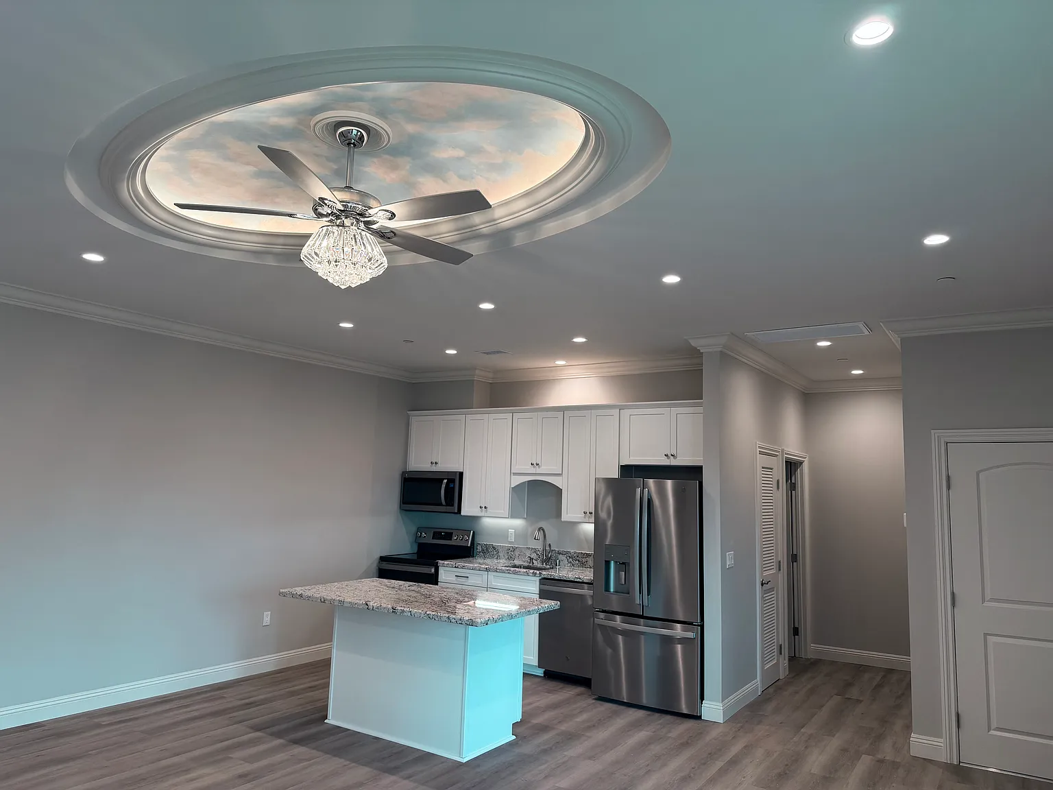 2 bed, 1000 sqft, $3,250 — Photo 4
