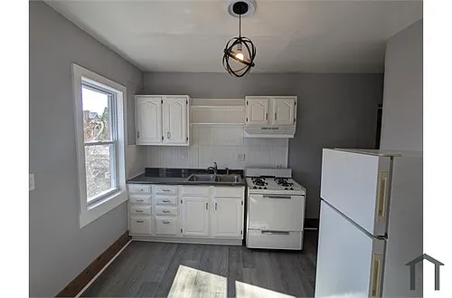 36 Amherst St #5 Photo 1