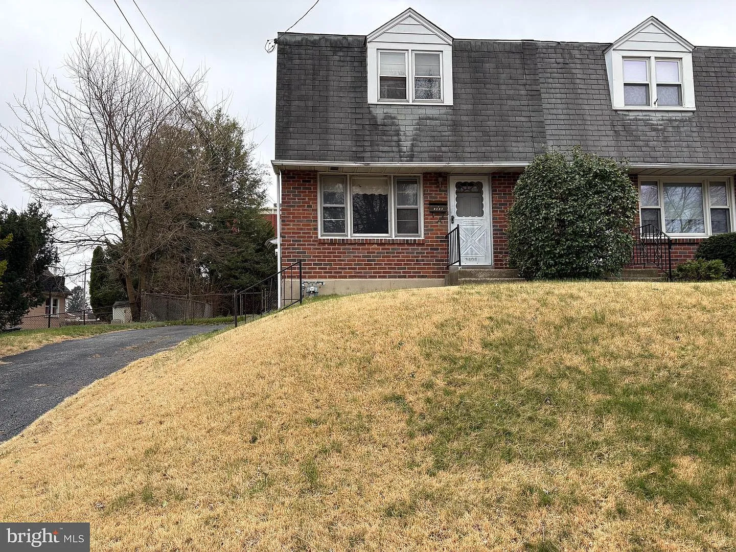 3406 Oak Ln photo 1