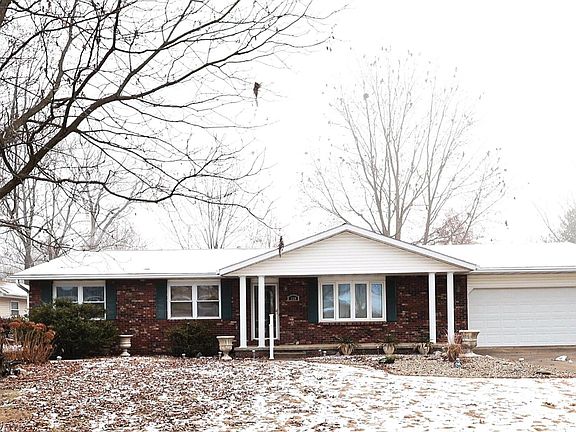 3rd image of 334 Northwood Ln