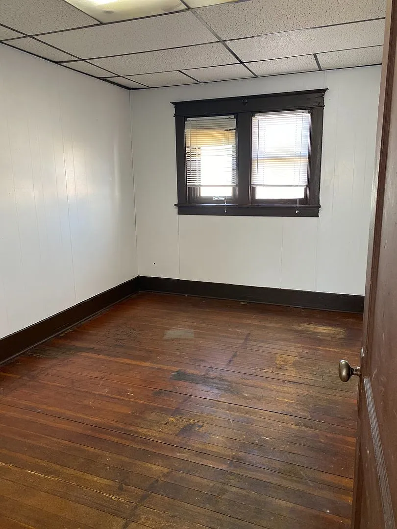208 1st Street — Photo 3