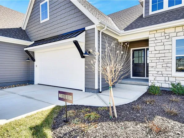 13481 W 174th Pl, Overland Park, KS 66221