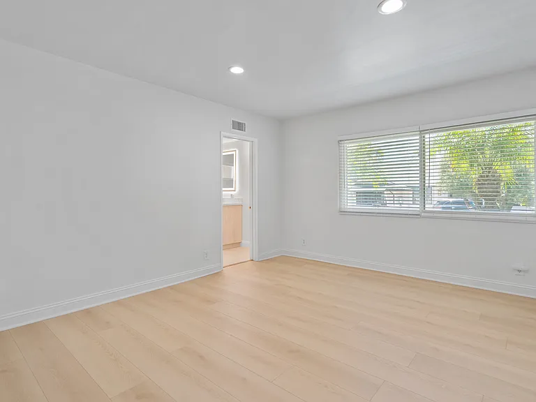 4159 Regal Oak Dr — Photo 24