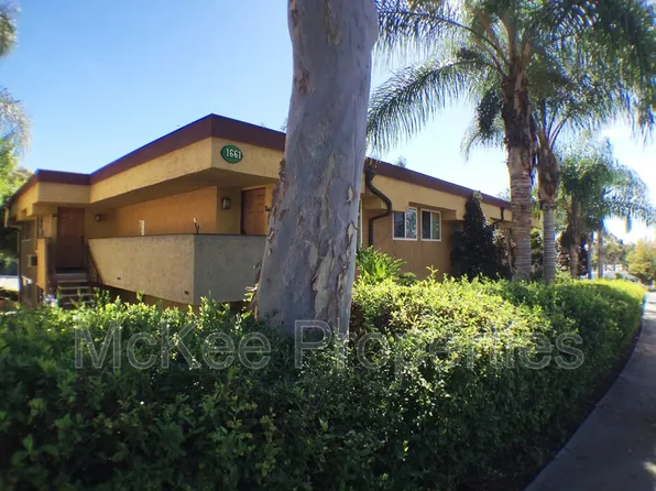 1661 Bayview Heights Dr Unit 18, San Diego, CA 92105