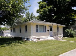 649 S Constantine St, Three Rivers, MI 49093