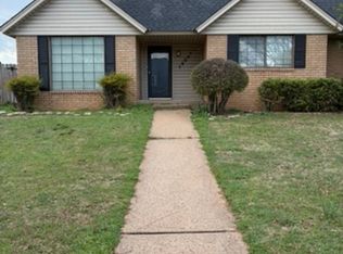 12001 Shady Trail Ln, Oklahoma City, OK 73120