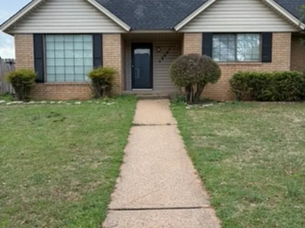 12001 Shady Trail Ln, Oklahoma City, OK 73120
