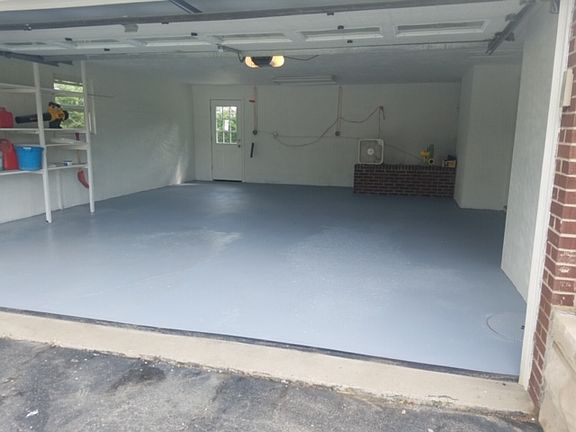 5th image of 6013 Catherine Dr