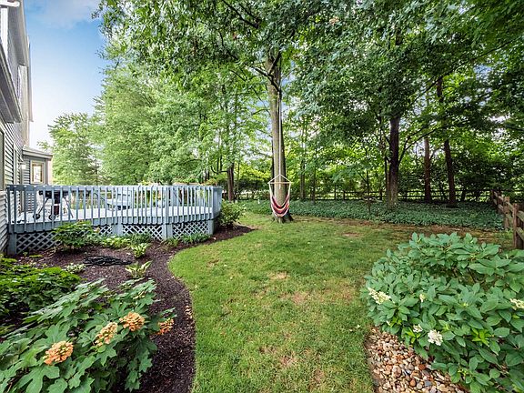 4th image of 1004 Oakshade Dr