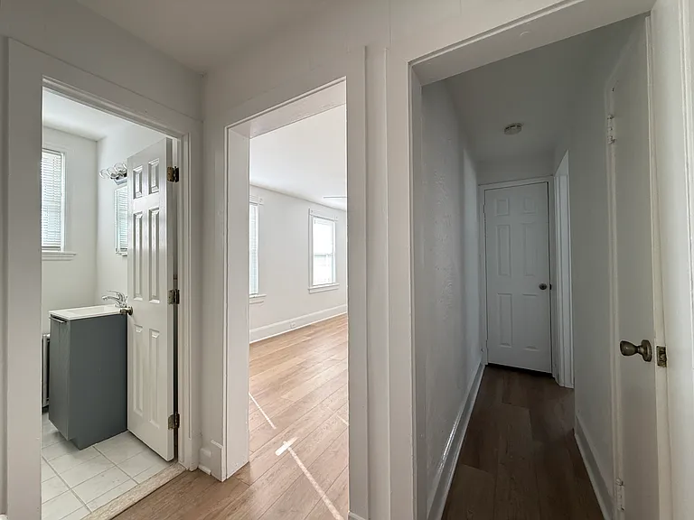 73 Park Ave #2 — Photo 10