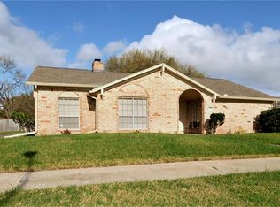 14903 Brookpoint Dr, Houston, TX 77062