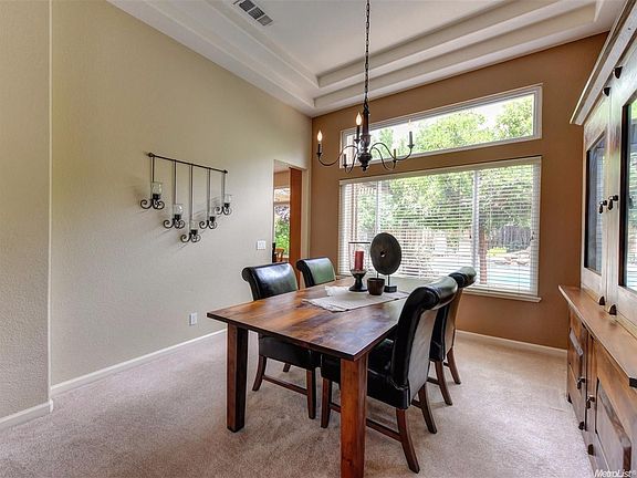 5th image of 3687 Falkirk Way