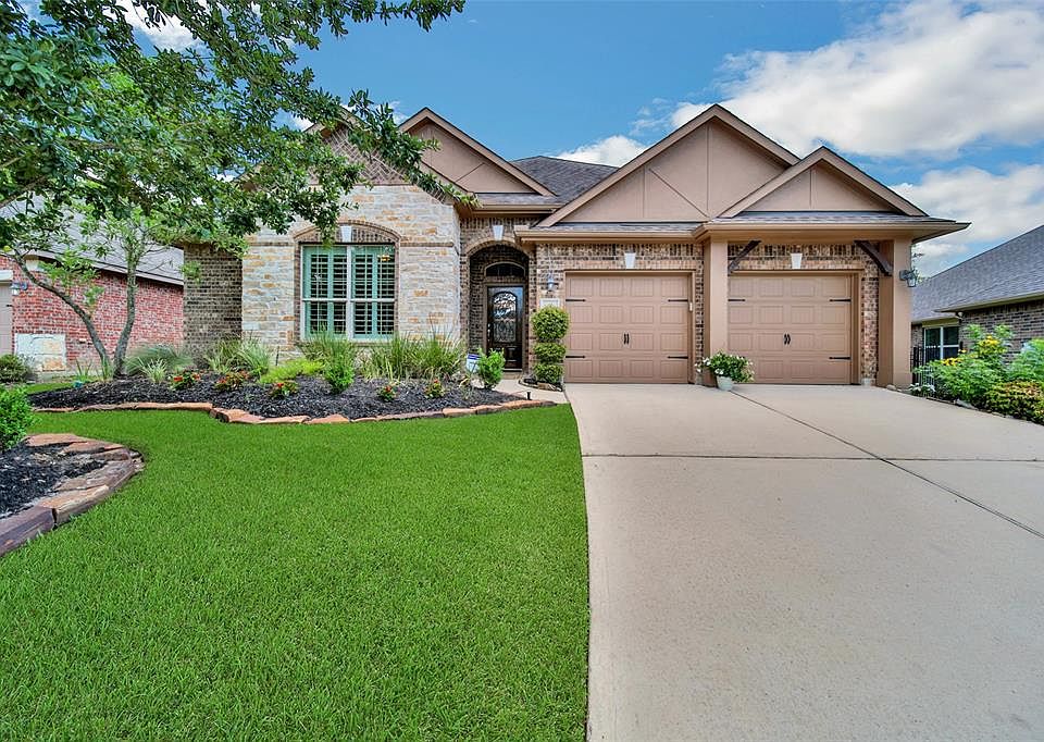 1st image of 15 Handbridge Pl