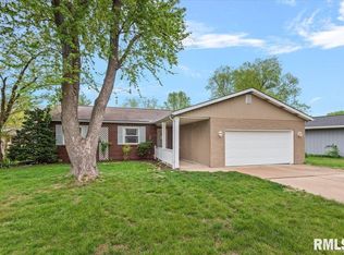 2637 Sarona Rd, Springfield, IL 62704