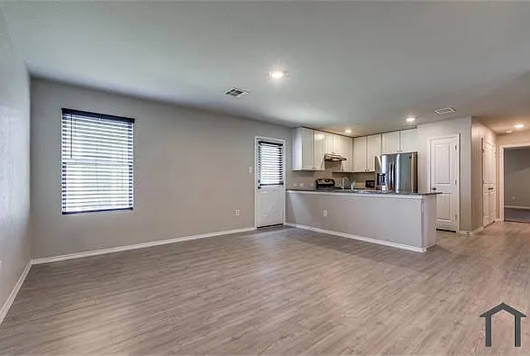 318 Pradera Cv — Photo 13