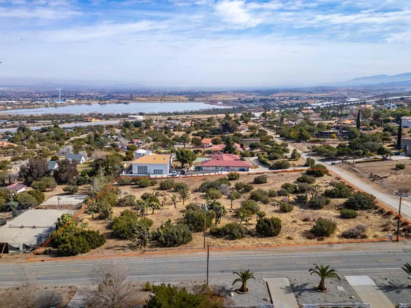 Corner Westlake Drive Tierra S, Palmdale, CA 93551