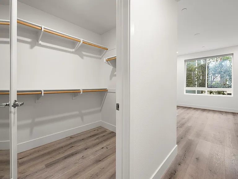 1210 Nolita — Photo 18