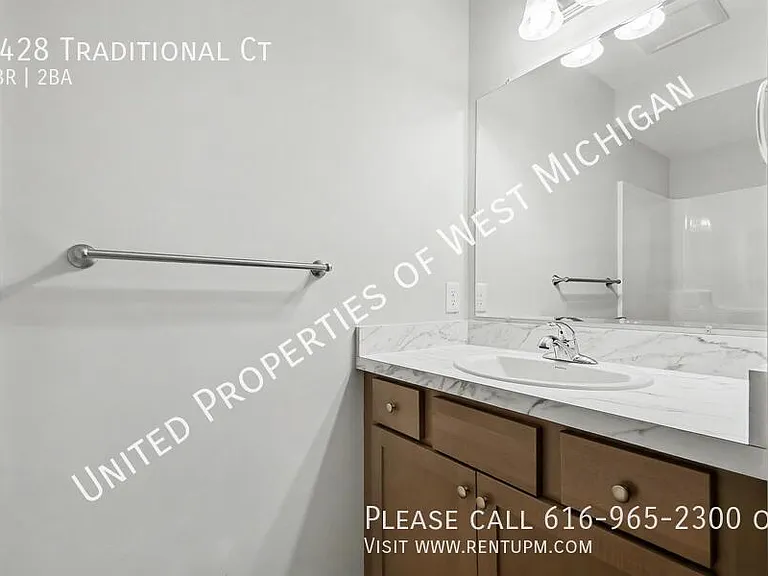 7428 Traditional Ct — Photo 10