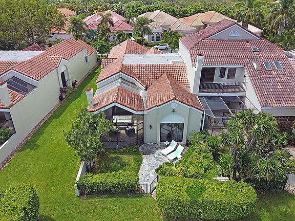 Home For Sale In Boca Grove