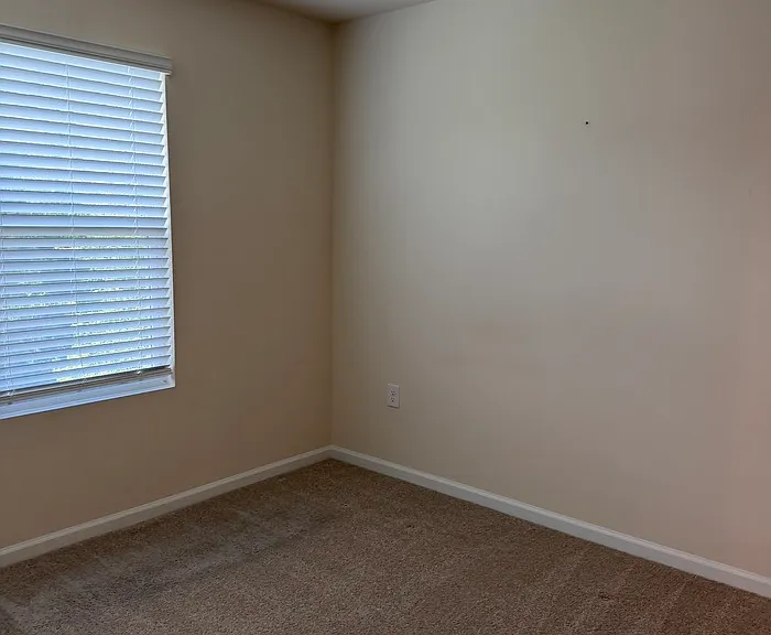 136 Whispering Brook Dr #136 — Photo 5