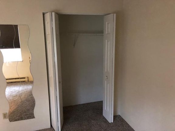 4th image of 6824 Plaza Dr APT 4