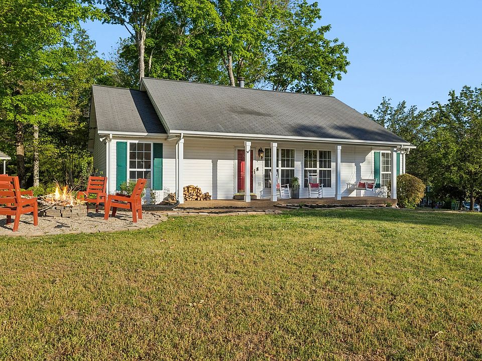 1st image of 7128 Catherine Dr