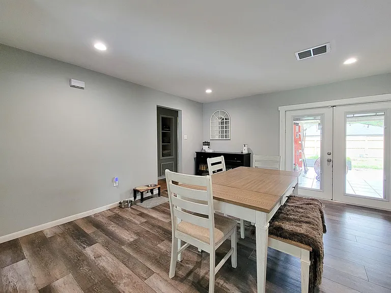 4405 W 43rd St — Photo 10