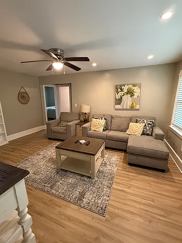 706 Gregg Ave #B Photo 1 706 Gregg Ave #B Photo 1