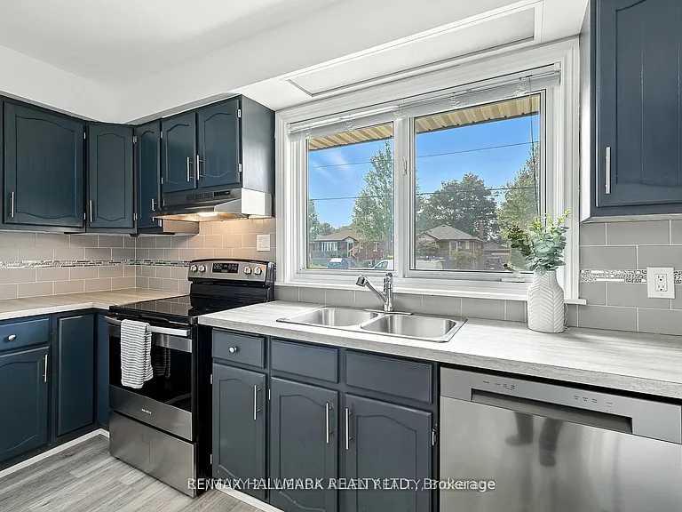 301 Farewell St #MAIN — Photo 10
