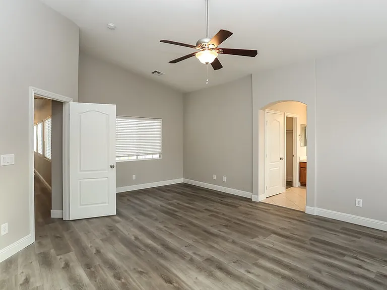 9007 Snowtrack Ave — Photo 9