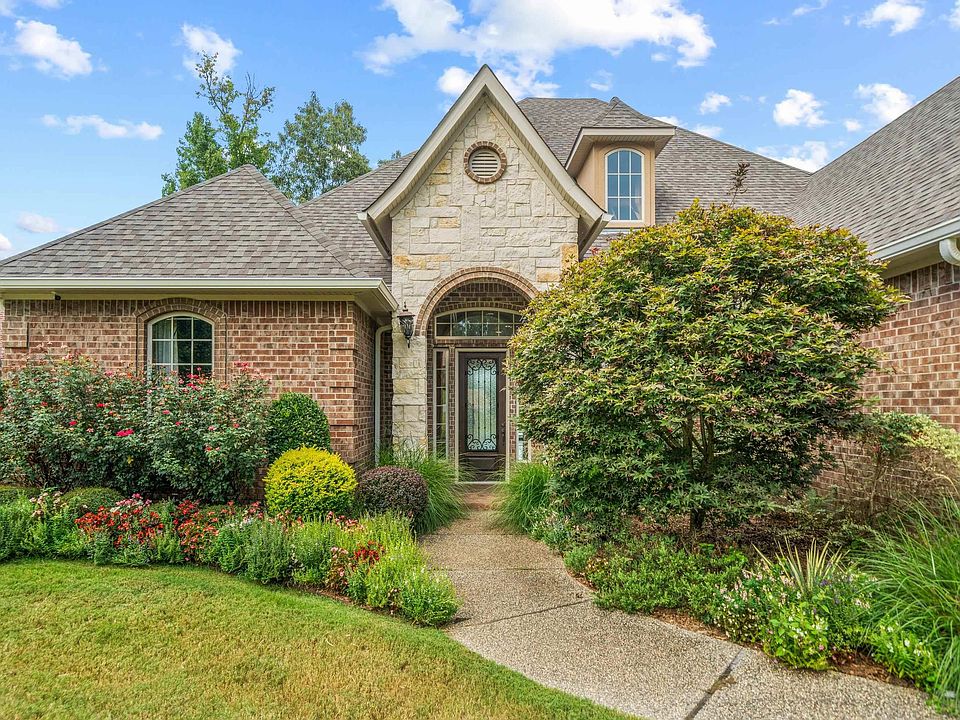 1st image of 101 Misty Oak Dr