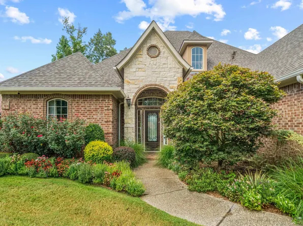 101 Misty Oak Dr, Hot Springs, AR 71913