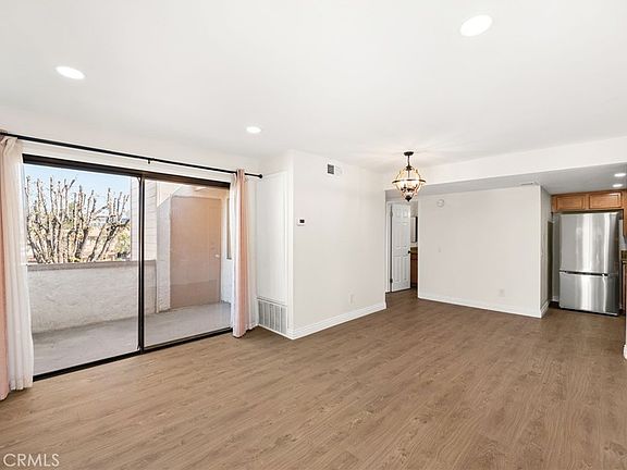 3rd image of 1329 Massachusetts Ave APT 202