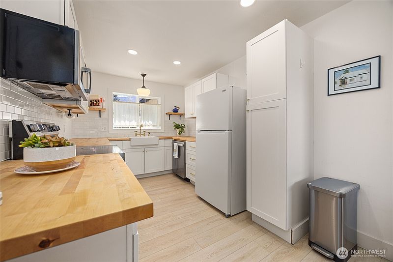 4th image of 123 Chris Street