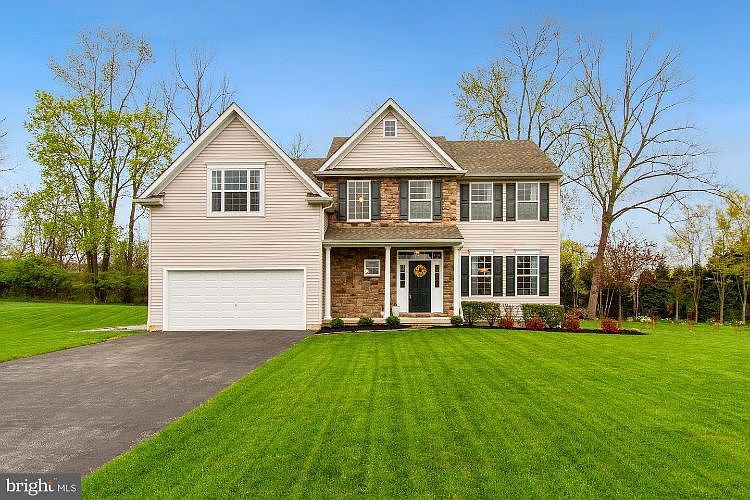 1st image of 116 Ayerwood Dr
