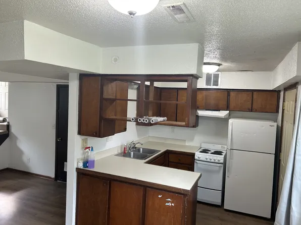 3400 SW 42nd St #3400, Des Moines, IA 50321