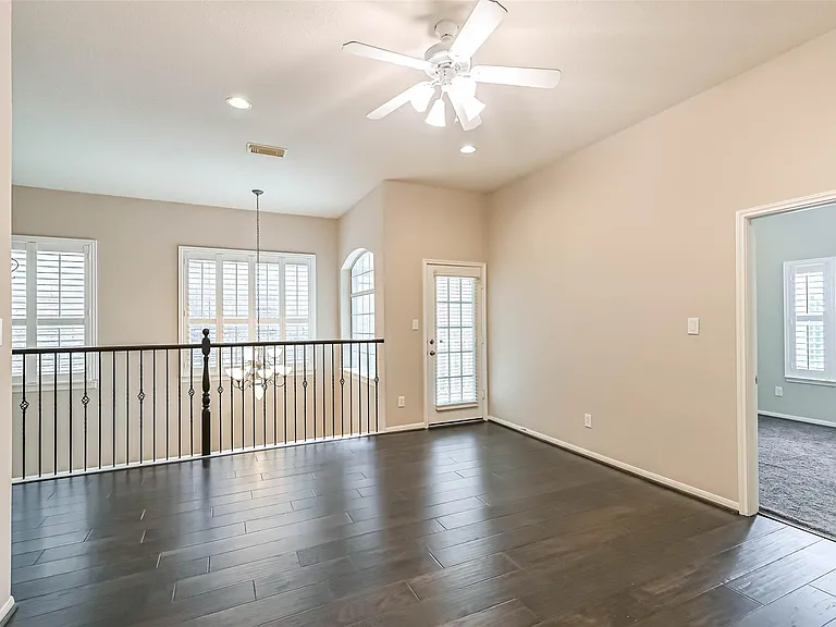 5453 Fairdale Ln — Photo 25