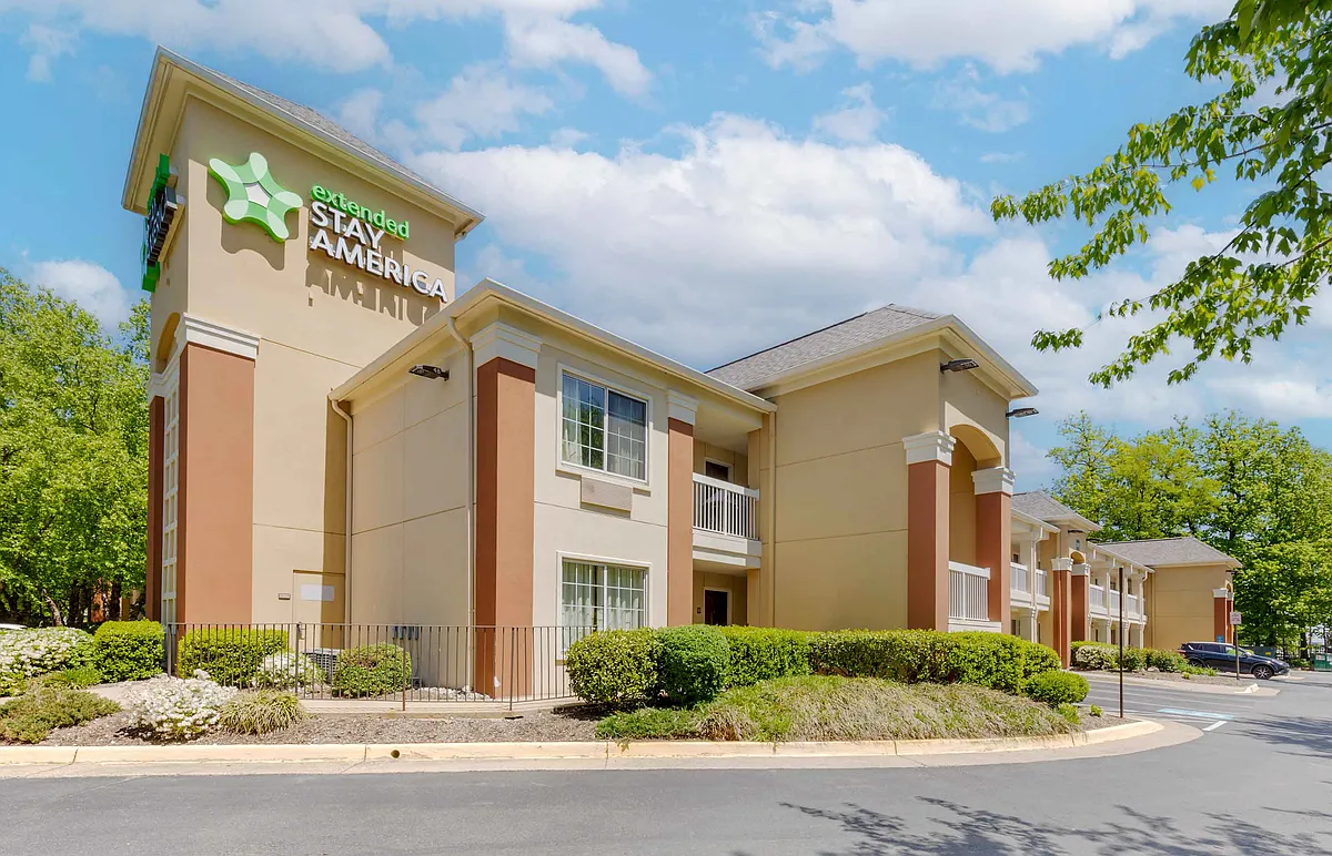 Exterior - Washington, D.C. - Fairfax - Fair Oaks