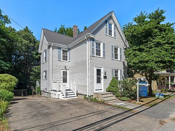 2nd image of 37 Cedar St #37