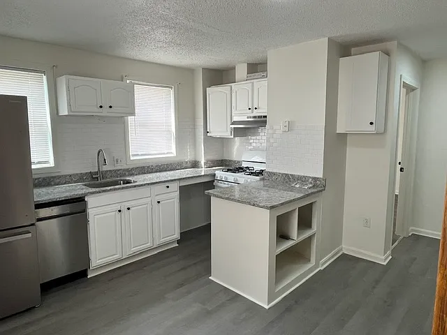 1 bed, 900 sqft, $1,850 — Photo 4