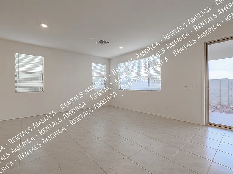 10036 E Tiburon Ave — Photo 11