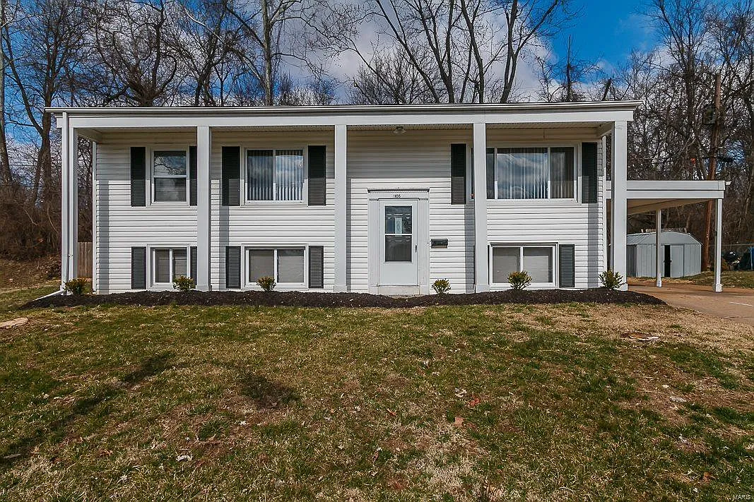 1035 Tamerlane Ct photo 1