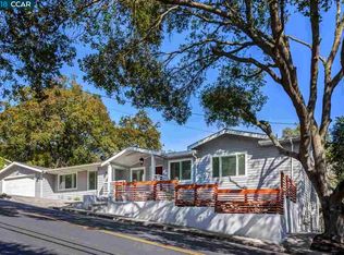14 Saint Stephens Dr, Orinda, CA 94563