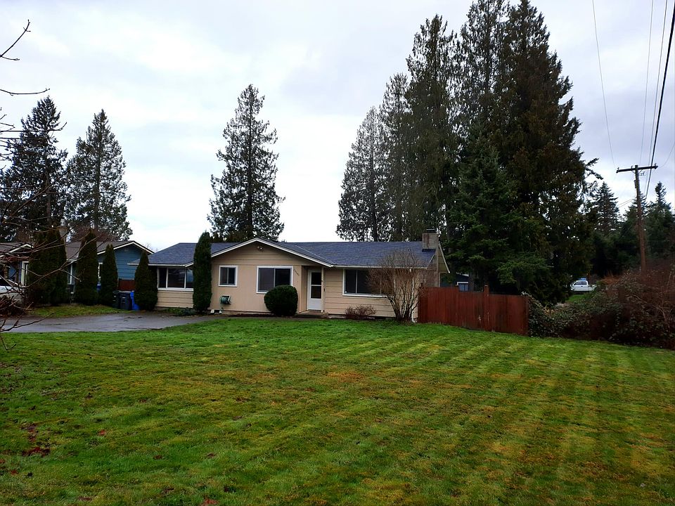 1st image of 20606 93rd St E
