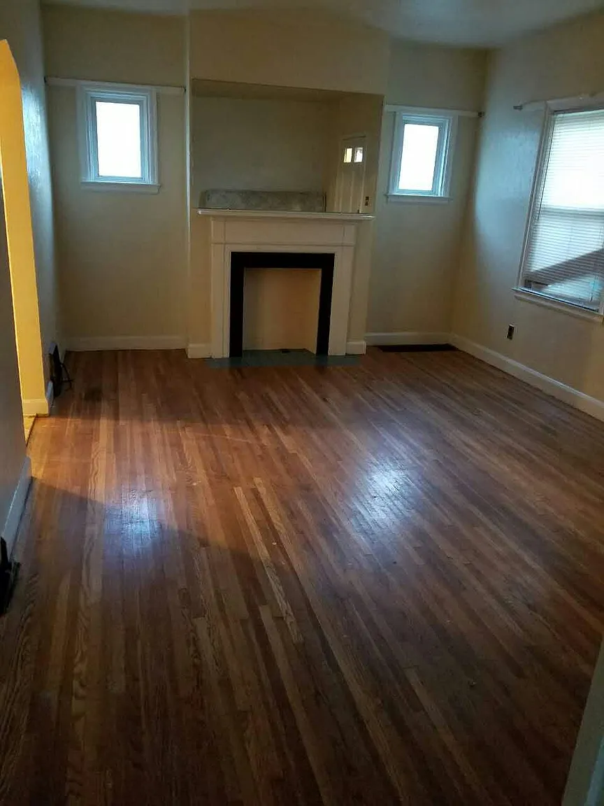 1740 Perth St photo 1