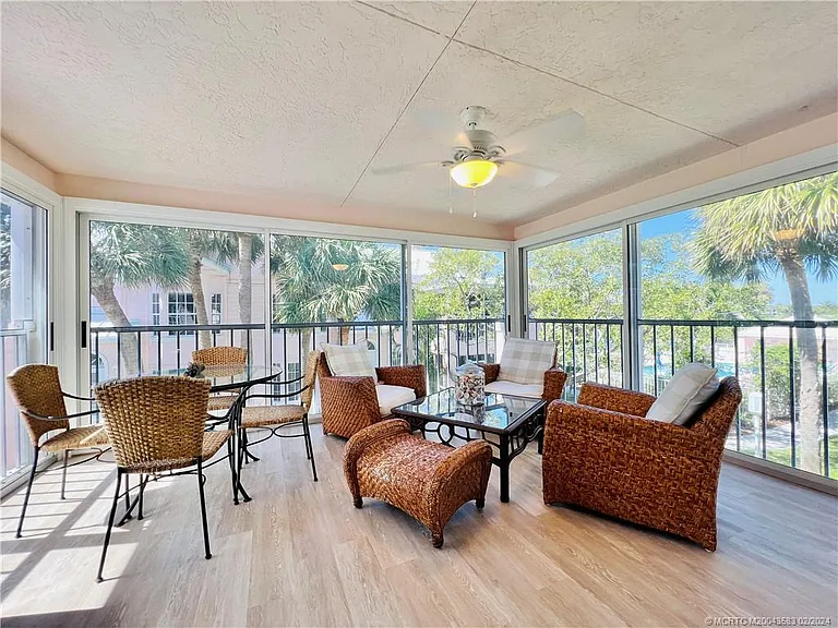 411 NE Plantation Rd #526 — Photo 30