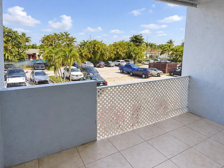 1755 W 60th St #D212 — Photo 6