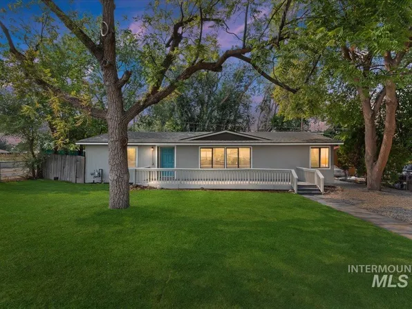 97 S State St, Nampa, ID 83651