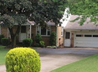 398 Glendola Ave NW, Warren, OH 44483