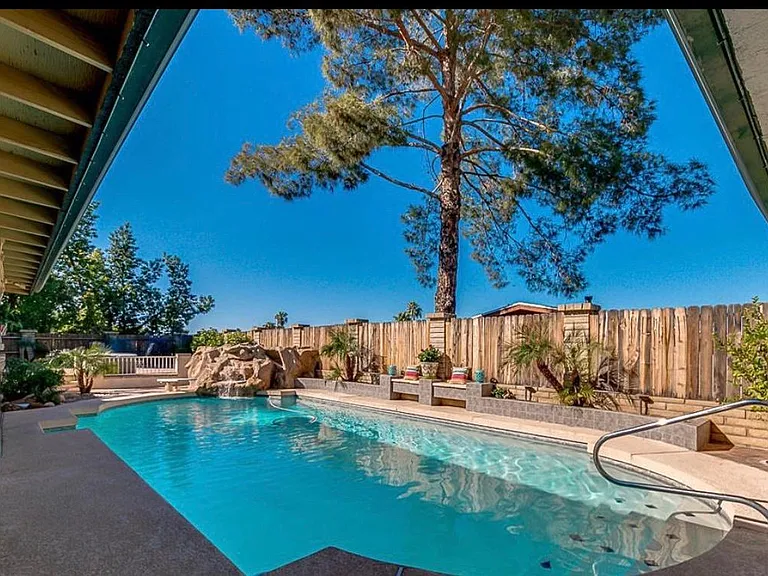 1502 W Aster Dr — Photo 6